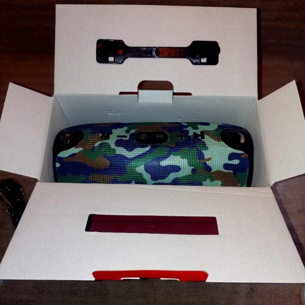 Bluetooth Speaker Portable - Camo - Picture 2 of 13